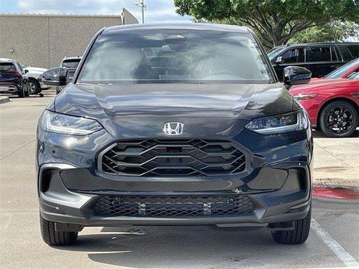 Crystal Black Pearl 2027 Honda HR-V Sport AWD