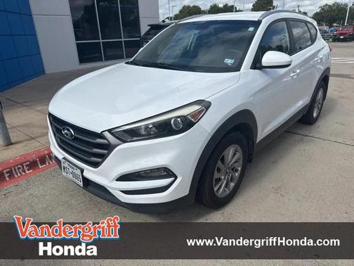 2016 Hyundai TUCSON SE