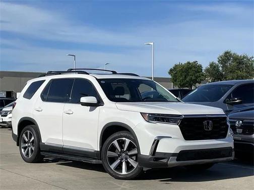 2023 Honda Pilot AWD Elite