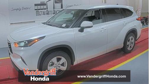 2022 Toyota Highlander Hybrid LE