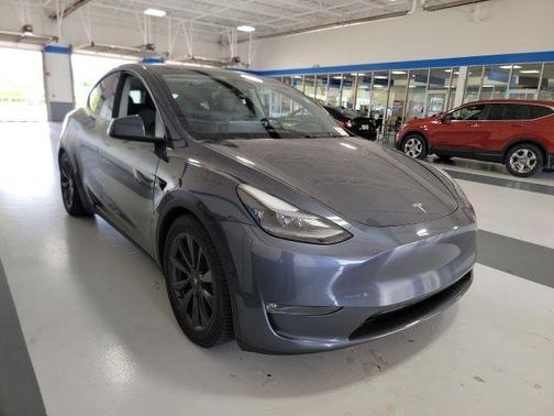 Gray 2023 Tesla Model Y Performance Dual Motor All-Wheel Drive