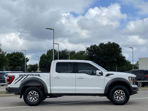 Oxford White 2022 Ford F-150 Raptor
