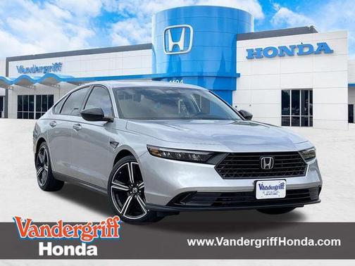 Solar Silver 2026 Honda Accord SE