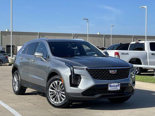 Argent Silver 2024 Cadillac XT4 Premium Luxury