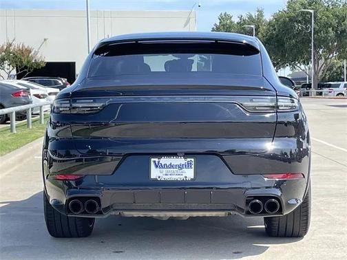 2022 Porsche Cayenne GTS