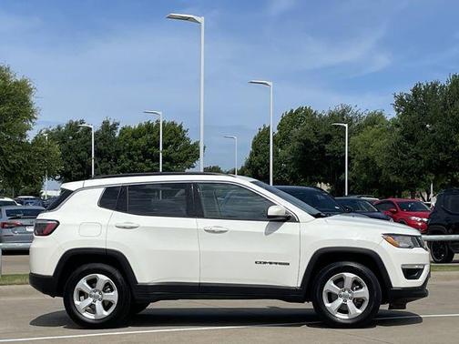 White Clearcoat 2021 Jeep Compass Latitude
