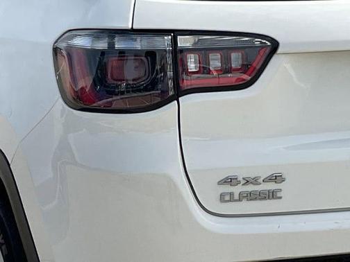 White Clearcoat 2021 Jeep Compass Latitude