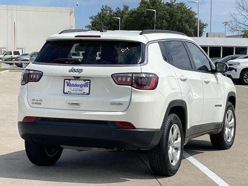 White Clearcoat 2021 Jeep Compass Latitude