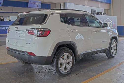 White Clearcoat 2021 Jeep Compass Latitude