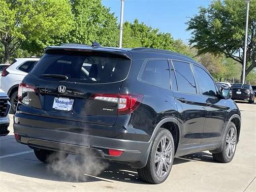 2022 Honda Pilot 2WD Sport