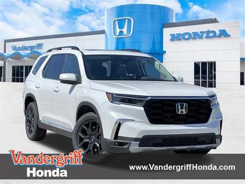 2025 Honda Pilot Touring 8-Passenger
