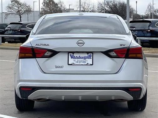 2023 Nissan Altima 2.5 SV
