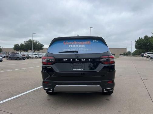 Crystal Black Pearl 2026 Honda Pilot EX-L