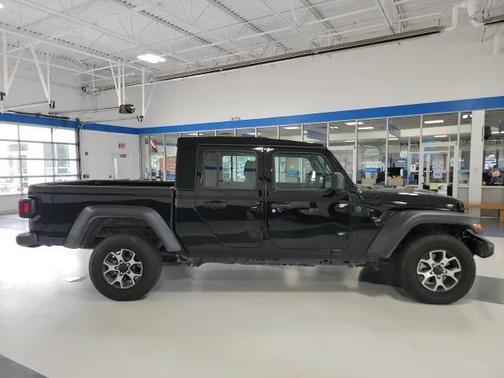 2024 Jeep Gladiator Sport