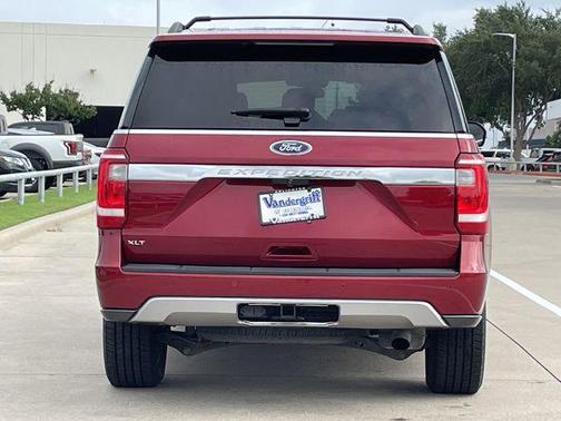 Ruby Red Metallic Tinted Clearcoat 2018 Ford Expedition XLT