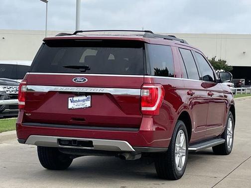 Ruby Red Metallic Tinted Clearcoat 2018 Ford Expedition XLT