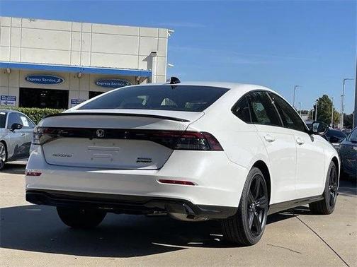 2025 Honda Accord Hybrid Base