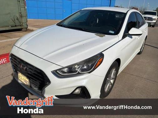 2018 Hyundai SONATA SE