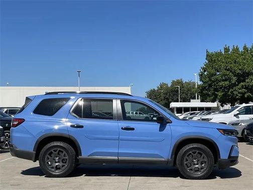 2025 Honda Pilot TrailSport