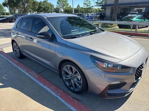 2020 Hyundai Elantra GT Base