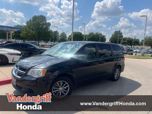 Black Onyx Crystal Pearlcoat 2017 Dodge Grand Caravan SE