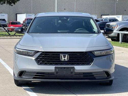 Gray 2025 Honda Accord SE