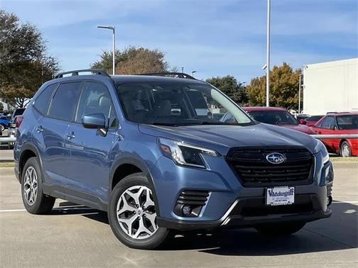 2024 Subaru Forester Premium