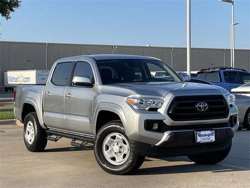 2022 Toyota Tacoma SR