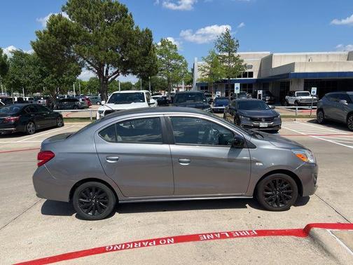 Mercury Gray Metallic 2020 Mitsubishi Mirage G4 LE