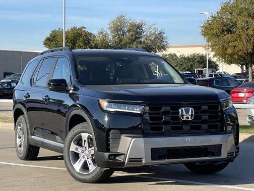 Crystal Black Pearl 2026 Honda Pilot EX-L