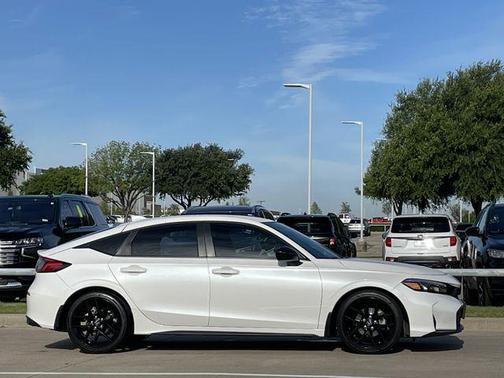 Platinum White Pearl 2025 Honda Civic Sport