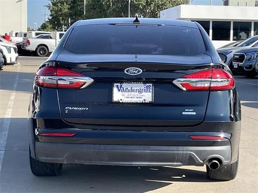 2020 Ford Fusion SE