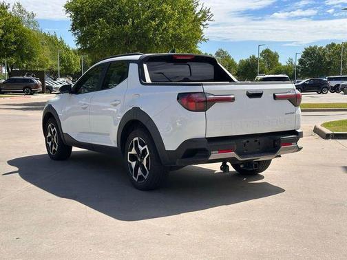 Atlas White 2024 Hyundai SANTA CRUZ Limited