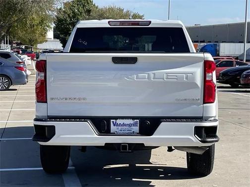 2022 Chevrolet Silverado 1500 Custom