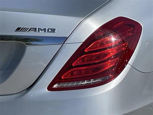 2014 Mercedes-Benz S-Class S 550