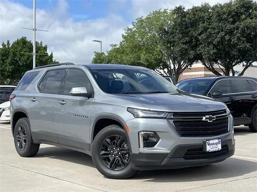 2024 Chevrolet Traverse LT Leather