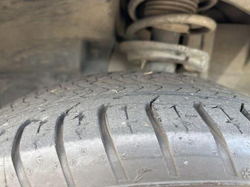 Diamond Black Crystal Pearlcoat 2020 Jeep Compass Latitude