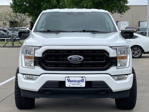Oxford White 2022 Ford F-150 XLT