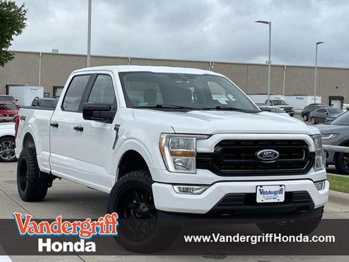 Oxford White 2022 Ford F-150 XLT