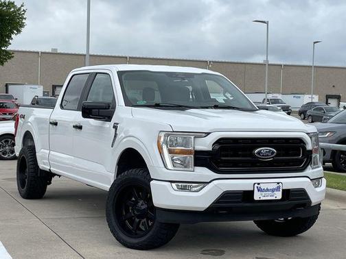 Oxford White 2022 Ford F-150 XLT