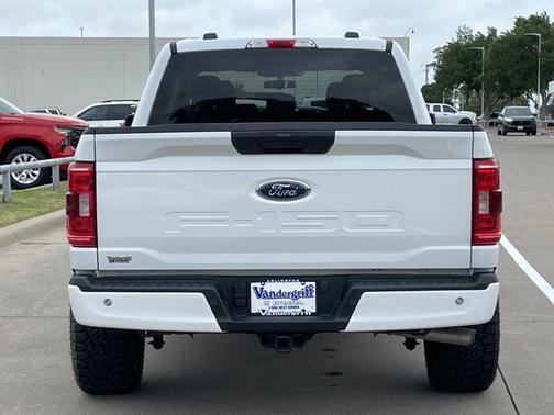 Oxford White 2022 Ford F-150 XLT