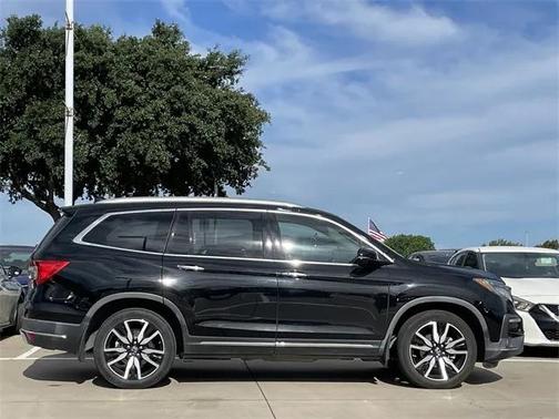 2019 Honda Pilot Touring 8-Passenger