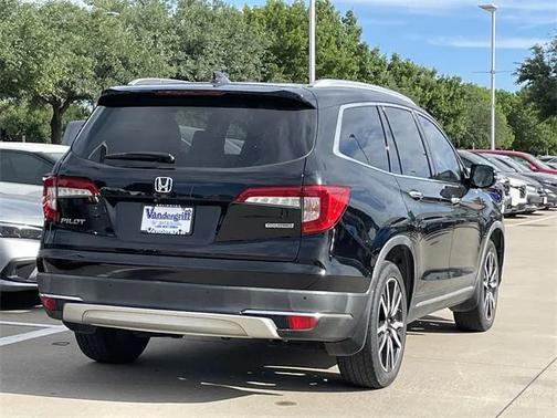 2019 Honda Pilot Touring 8-Passenger
