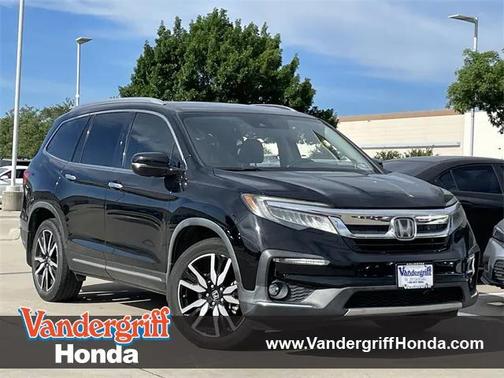 2019 Honda Pilot Touring 8-Passenger