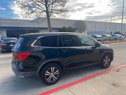 2016 Honda Pilot EX