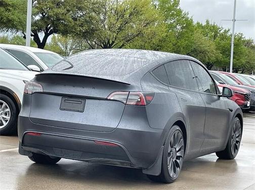 2024 Tesla Model Y Performance Dual Motor All-Wheel Drive