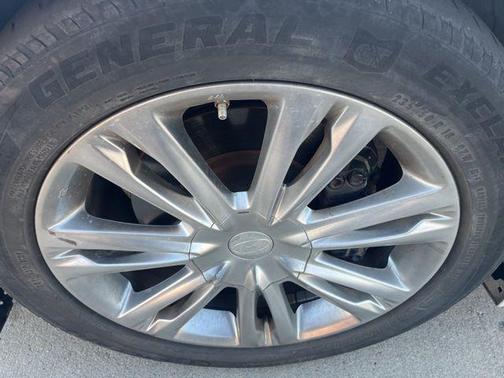 2012 Hyundai Genesis 3.8