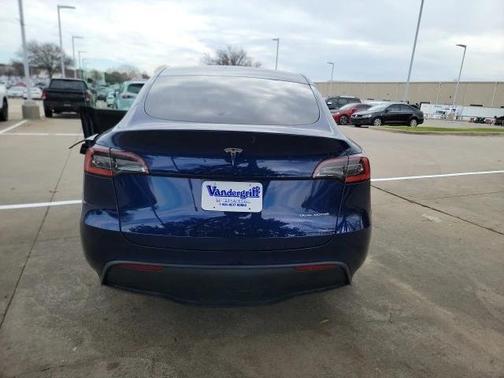 2021 Tesla Model Y Long Range Dual Motor All-Wheel Drive