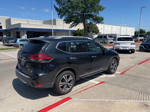 Magnetic Black 2017 Nissan Rogue SL