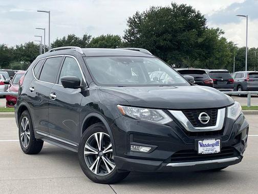 Magnetic Black 2017 Nissan Rogue SL